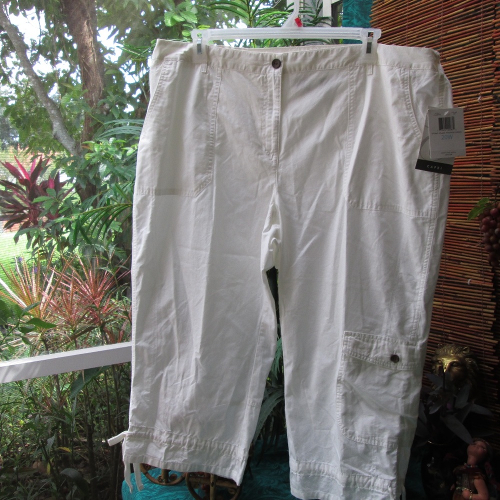 NEW Women's Pants Capri mid Rise Straight Casual